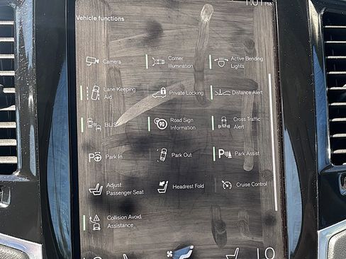 Used 2017 Volvo XC90 T6 Inscription image 25