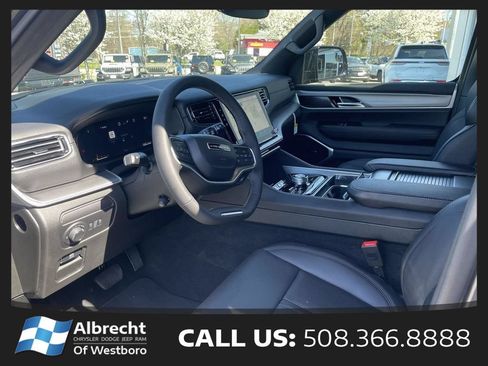 New 2026 Jeep Grand Wagoneer Limited w/ Premium Group II AWD/4WD image 9