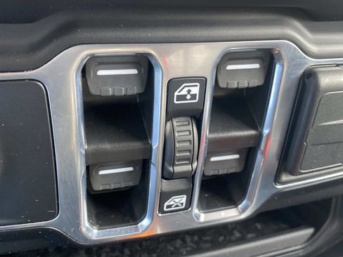 Used 2023 Jeep Wrangler Sahara w/ Cold Weather Group image 41