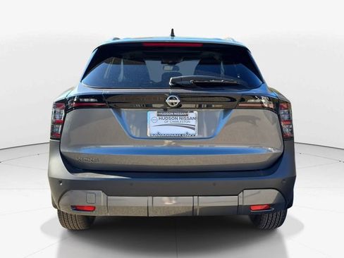 New 2026 Nissan Kicks SV image 8