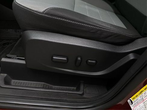 Used 2014 Ford Escape SE image 23