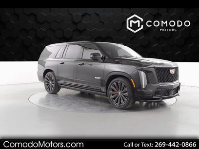 Used 2025 Cadillac Escalade ESV V