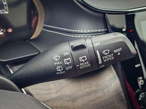 New 2026 Jeep Grand Cherokee Limited image 18