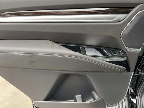 New 2026 Cadillac Escalade Luxury w/ Touring Package image 18