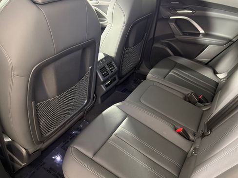 Used 2025 Audi Q5 Premium Plus w/ Premium Plus AWD/4WD image 11
