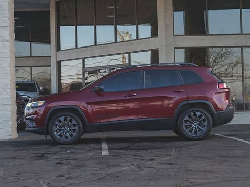 Used 2021 Jeep Cherokee Latitude Lux 80th Anniv w/ Quick Order Package 26U 80TH FWD image 5