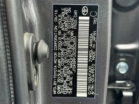 Used 2016 Toyota Prius Two FWD image 32