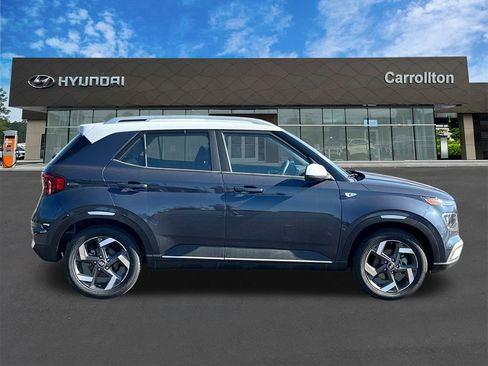 New 2026 Hyundai Venue SEL image 4