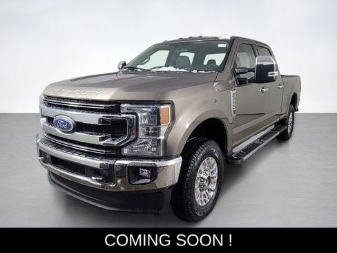 Certified 2022 Ford F250 XLT w/ XLT Premium Package image 7