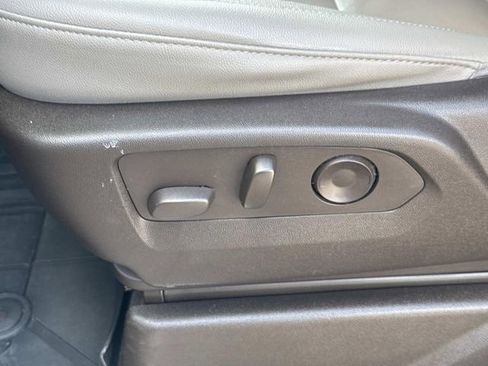 Certified 2022 Chevrolet Tahoe LT w/ LT Signature Plus Package AWD/4WD image 28