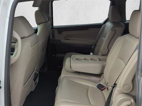 Used 2020 Honda Odyssey Touring image 17