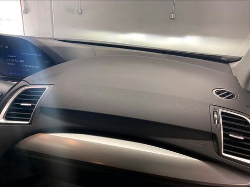 Used 2018 Acura RDX w/ Tech & AcuraWatch Plus Pkg image 17