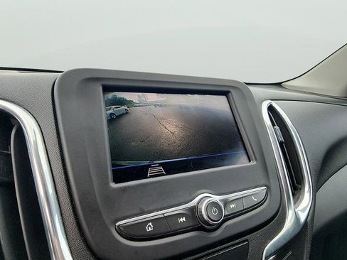 Used 2020 Chevrolet Equinox LT w/ Driver Convenience Package image 22