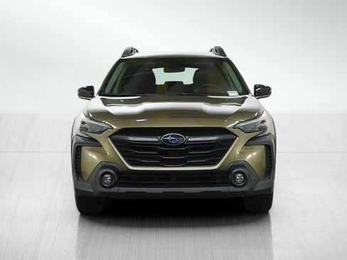 Used 2025 Subaru Outback Premium AWD/4WD image 8