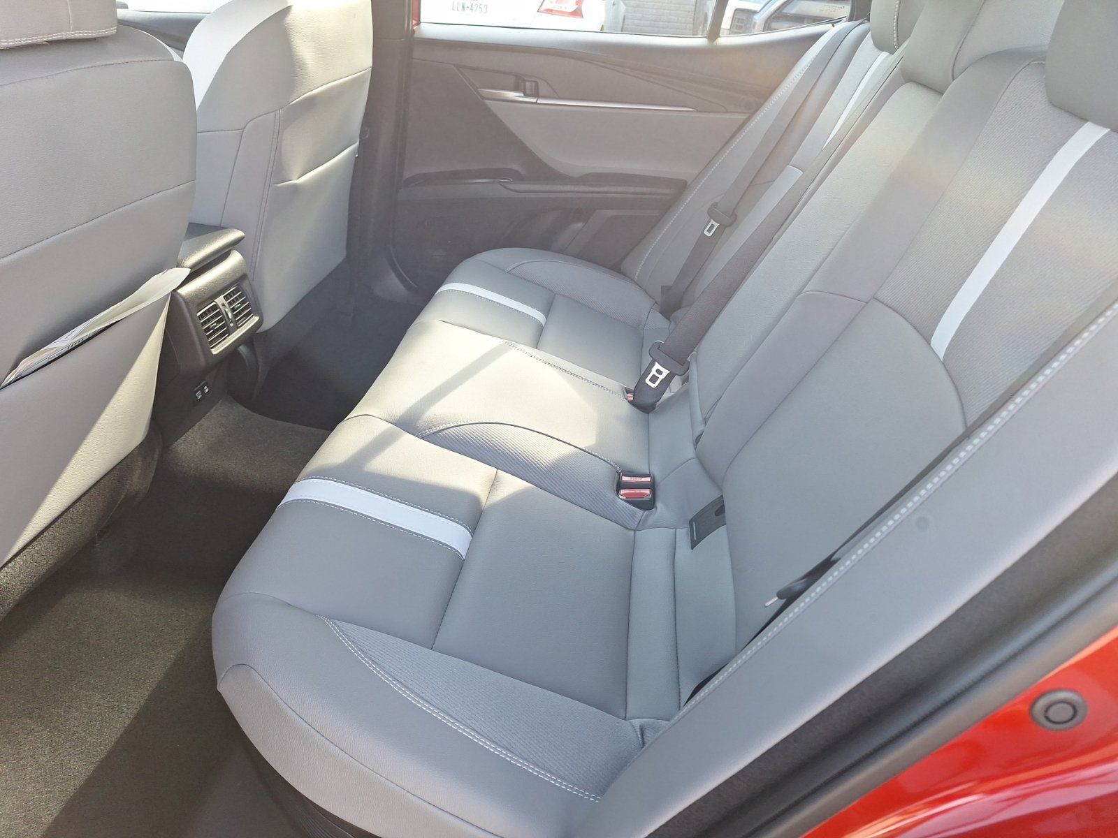 Used 2026 Toyota Camry SE w/ Convenience Package FWD image 29
