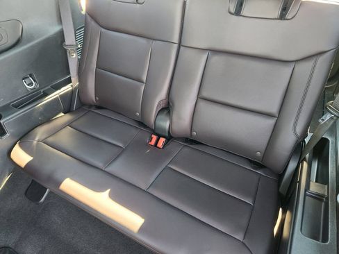 Used 2025 Ford Explorer Platinum w/ LUX Leather Package AWD/4WD image 33
