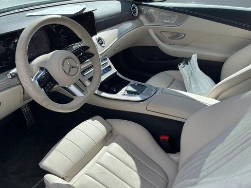 Used 2022 Mercedes-Benz E 450 Coupe image 3