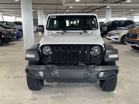 Used 2022 Jeep Wrangler Unlimited Sport AWD/4WD image 3