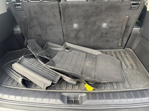 Used 2024 Toyota Grand Highlander XLE image 16