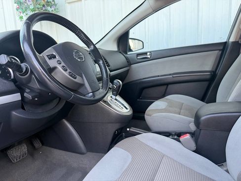 Used 2011 Nissan Sentra 2.0 S w/ Convenience Pkg FWD image 12