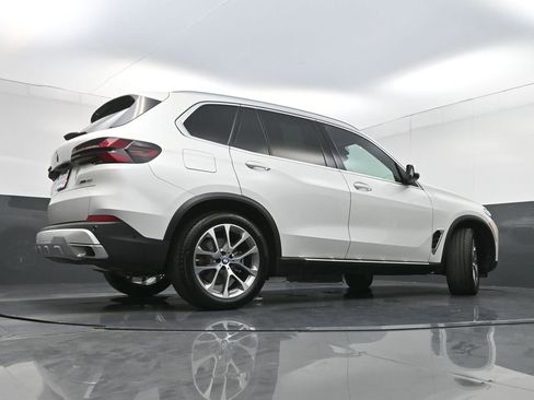 Used 2025 BMW X5 xDrive40i AWD/4WD image 35