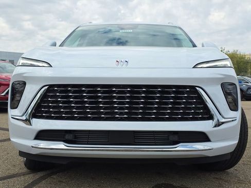 New 2026 Buick Envision Avenir image 12