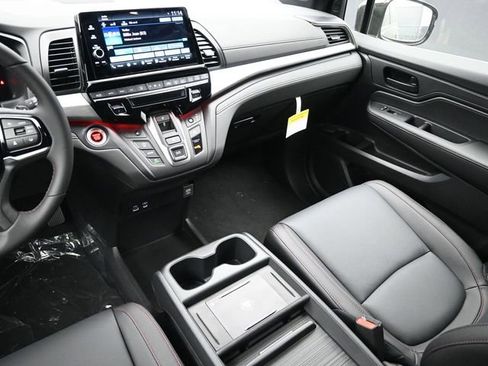 New 2026 Honda Odyssey Sport-L image 10