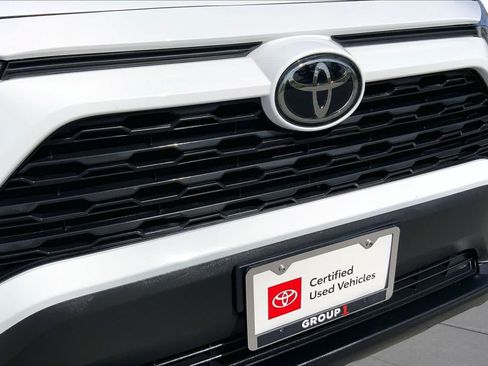Used 2024 Toyota RAV4 XLE w/ Convenience Package FWD image 29
