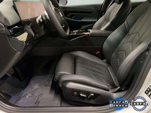 Used 2025 BMW 530i xDrive image 66