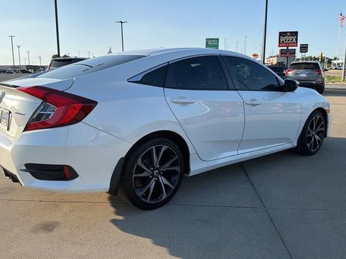 Used 2019 Honda Civic Sport image 19