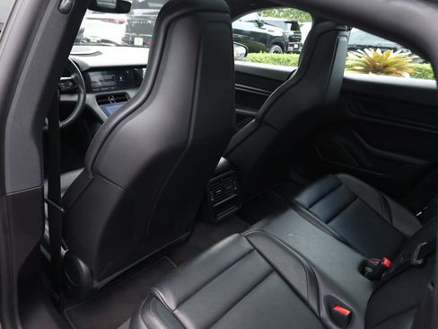 Used 2024 Porsche Taycan RWD image 18