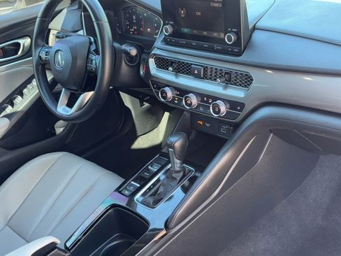 Used 2023 Acura Integra image 11