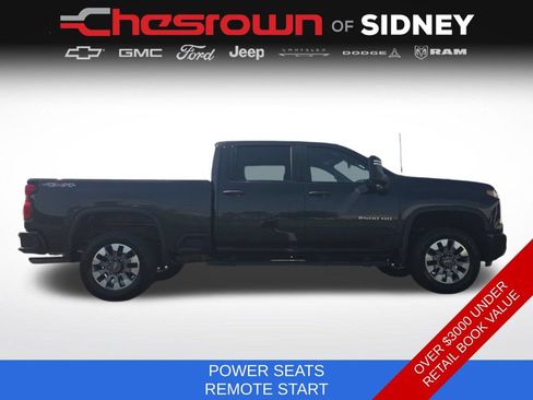 Used 2024 Chevrolet Silverado 2500 Custom w/ Custom Value Package AWD/4WD image 12