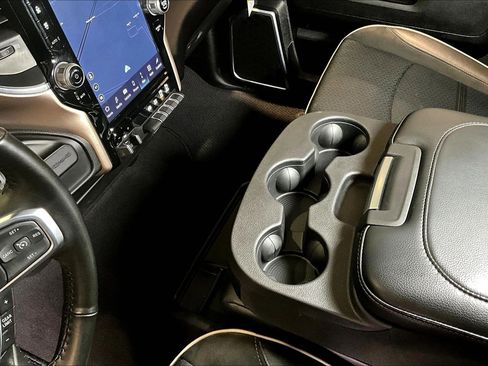 Used 2024 RAM 2500 Laramie image 18