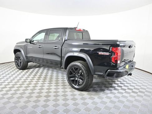 Used 2023 Chevrolet Colorado Trail Boss w/ Technology Package AWD/4WD image 4