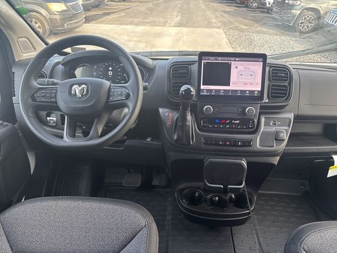 New 2026 RAM ProMaster 2500 w/ Premium Convenience Group image 17