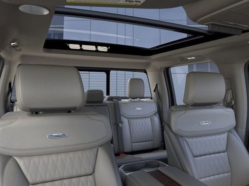 New 2025 Ford F350 Platinum w/ Platinum Plus Package image 22