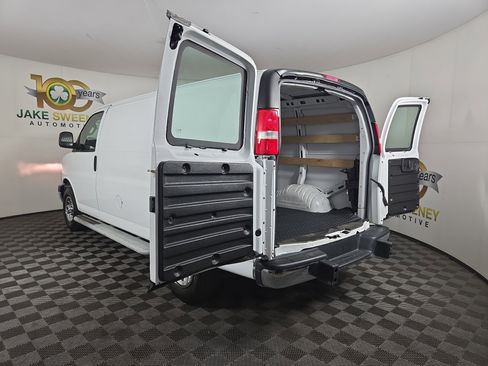 Certified 2023 GMC Savana 2500 Work Van w/ Driver Convenience Package image 29