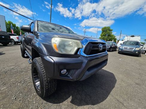 Used 2013 Toyota Tacoma 4x4 Double Cab w/ TRD Off-Road Pkg image 8
