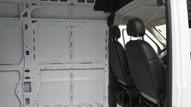 Used 2026 RAM ProMaster 2500 w/ Convenience Group FWD image 19