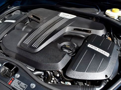 Used 2015 Bentley Continental GT image 21