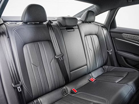 Used 2023 Audi A6 Premium Plus w/ Premium Plus Package image 13