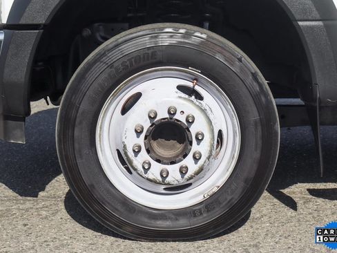 Used 2018 Ford F550 2WD Crew Cab Super Duty image 37