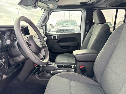 Used 2025 Jeep Wrangler Unlimited Sport S 4xe image 10