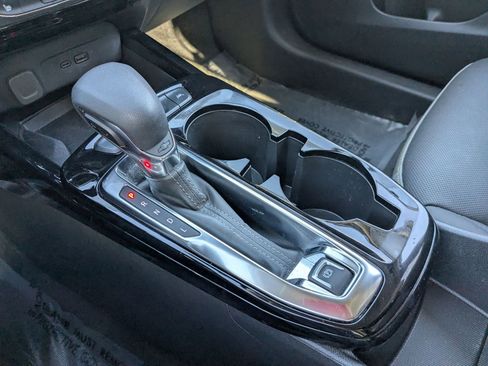 Used 2025 Chevrolet Trax ACTIV w/ Sunroof Package image 26