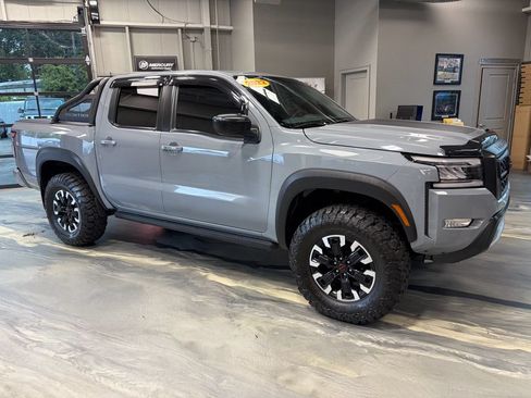 Used 2022 Nissan Frontier PRO-4X w/ Off-Road Protection Package AWD/4WD image 28