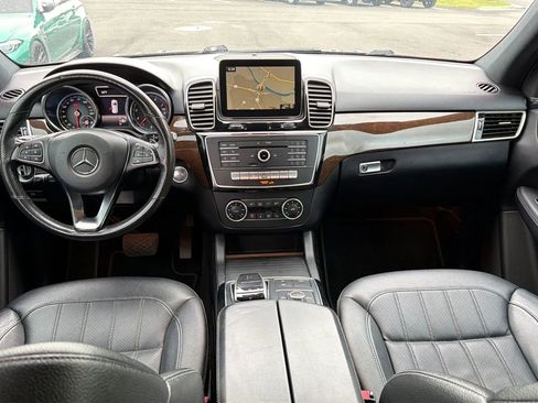 Used 2018 Mercedes-Benz GLE 350 4MATIC image 8