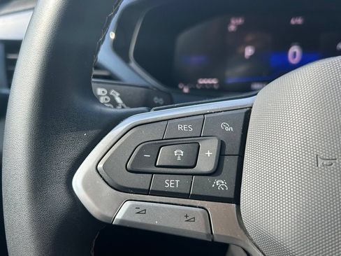 Certified 2023 Volkswagen Taos SE w/ Panoramic Sunroof Package FWD image 20