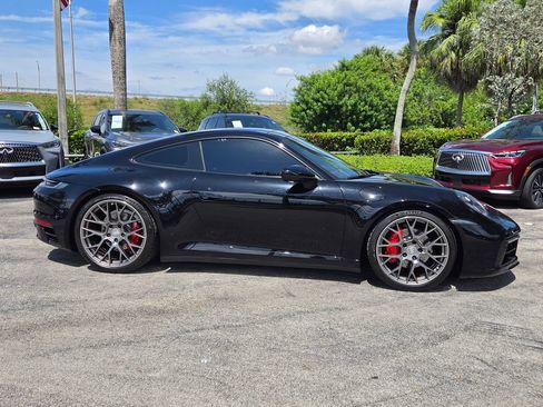 Used 2021 Porsche 911 Carrera RWD image 6