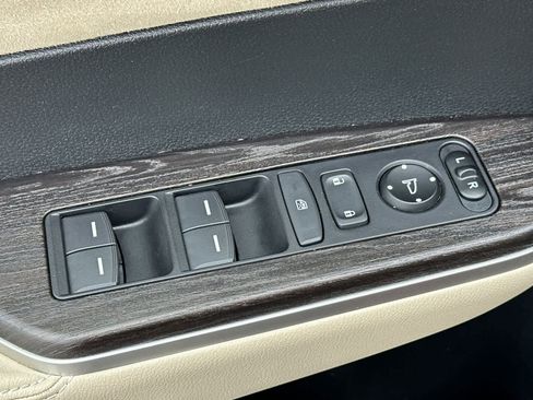 Certified 2018 Honda Clarity Touring image 12